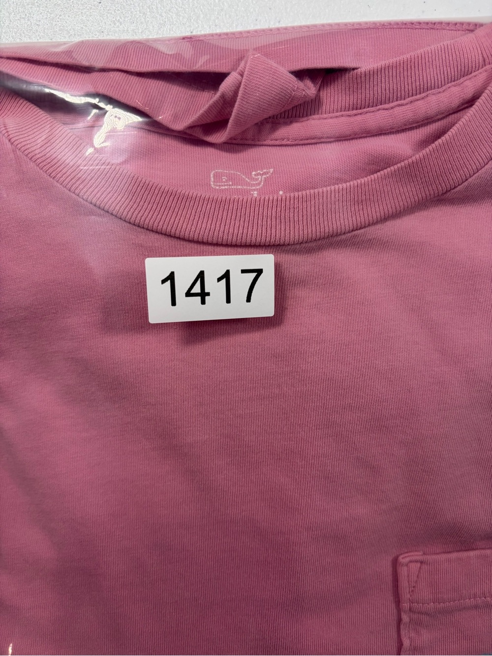 Vineyard Vines 100% Cotton Unisex LongSleeve Pocket Tee Signature Whale Logo (M) - Picture 8 of 8